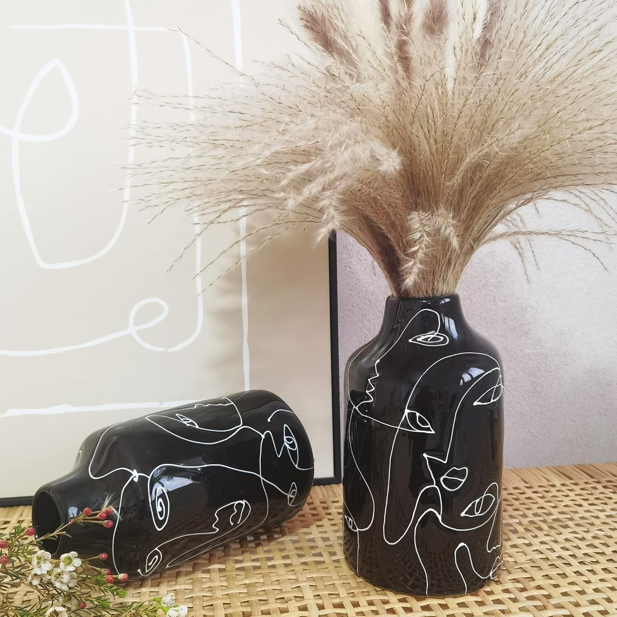 Abstract Face Ceramic Vase – image 4
